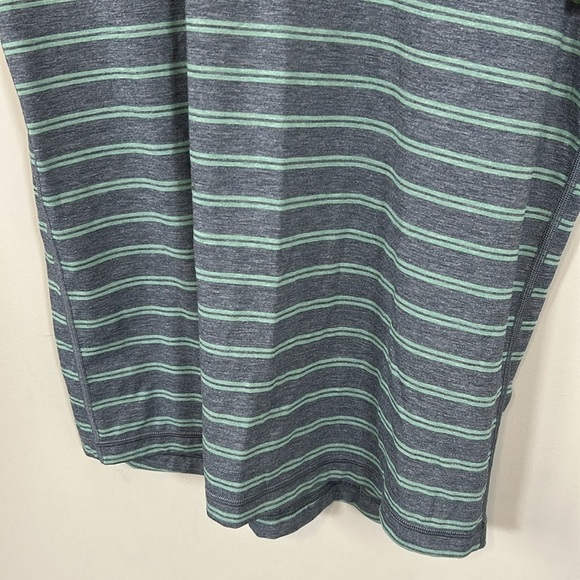 Lululemon Propel Luxtreme Polo Shirt Mens XL Wicking Green Gray Striped - Picture 3 of 8